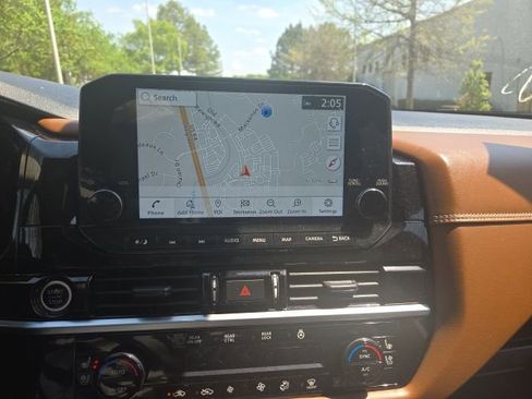 Used 2023 Nissan Pathfinder Platinum w/ Cargo Package image 12