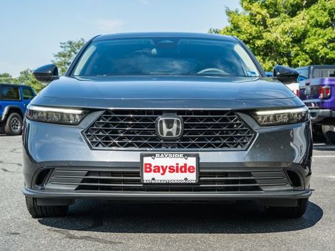 Used 2025 Honda Accord SE image 3