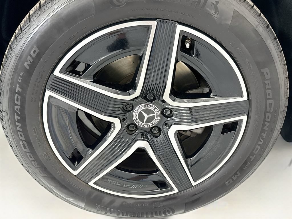 Certified 2026 Mercedes-Benz GLC 300 image 32