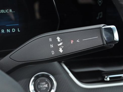 New 2026 Chevrolet Equinox LT w/ Convenience Package II image 20