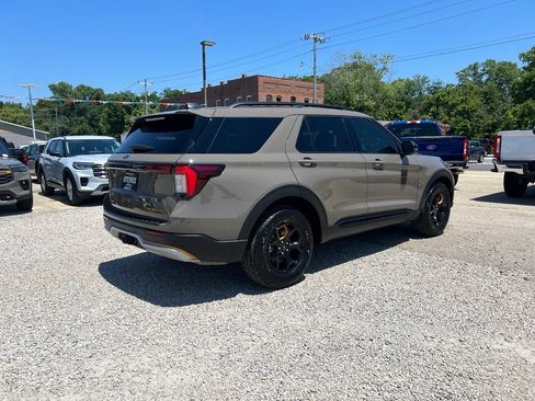 Used 2026 Ford Explorer Tremor w/ Tremor Convenience Package AWD/4WD image 8