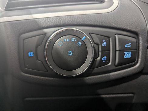 Used 2024 Ford Edge SEL w/ Convenience Package image 14