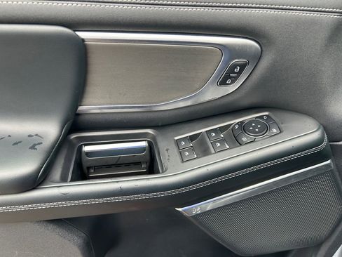 Used 2025 Ford Expedition Max Platinum w/ Driver's Package image 23