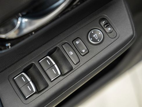 Used 2025 Honda CR-V Sport Touring image 43
