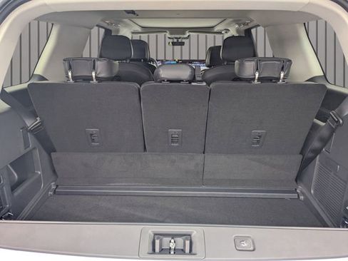 New 2026 Lincoln Navigator Reserve image 8