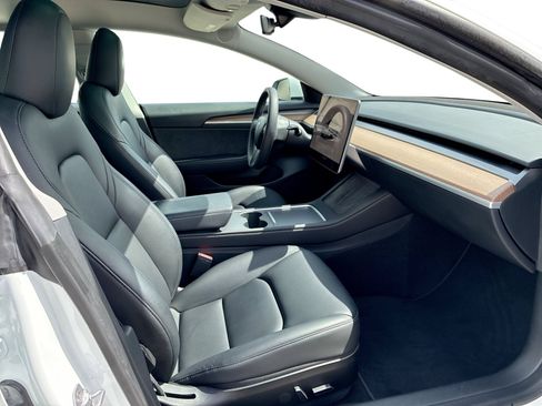 Certified 2023 Tesla Model 3 Long Range AWD/4WD image 13