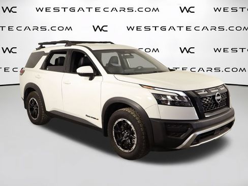 Used 2025 Nissan Pathfinder Rock Creek AWD/4WD image 45