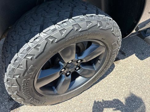 Used 2018 RAM 1500 Big Horn AWD/4WD image 30