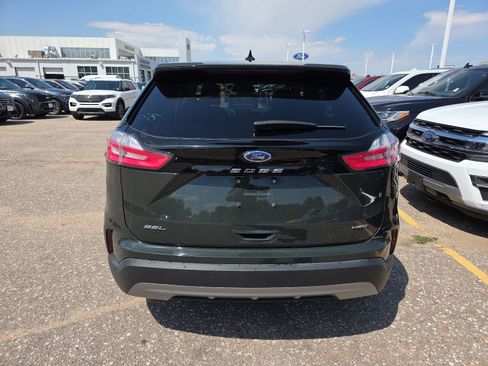 Used 2023 Ford Edge SEL w/ Convenience Package AWD/4WD image 4