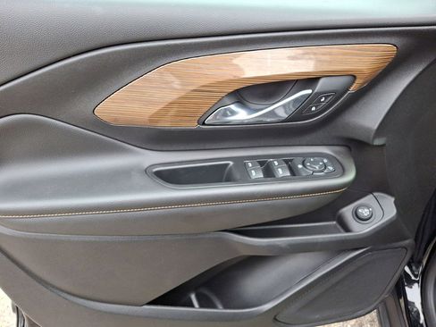 Certified 2021 GMC Terrain SLE w/ Driver Convenience Package image 10