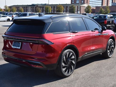 New 2026 Lincoln Nautilus Reserve w/ Jet Appearance Package image 6