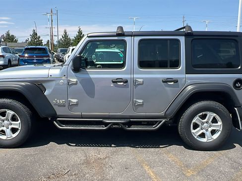 Used 2021 Jeep Wrangler Unlimited Sport AWD/4WD image 8