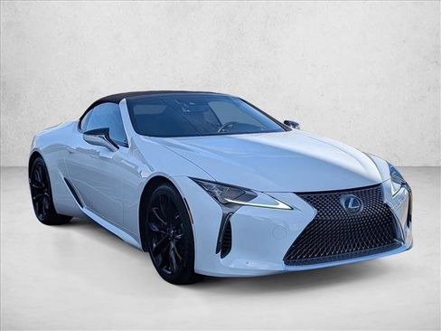 Used 2022 Lexus LC 500 Convertible image 3
