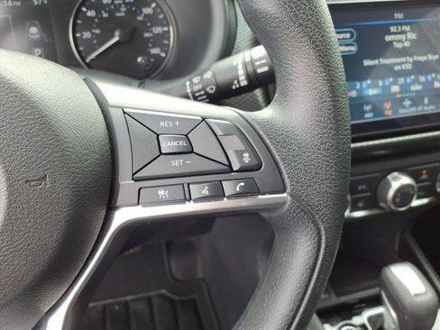 Used 2024 Nissan Kicks SV FWD image 29
