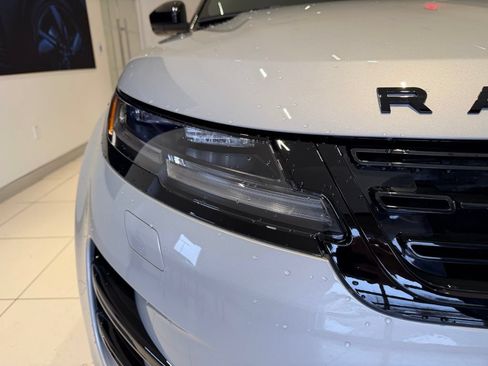 New 2026 Land Rover Range Rover Evoque Dynamic SE AWD/4WD image 5