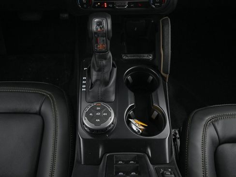 New 2025 Ford Bronco Badlands image 29