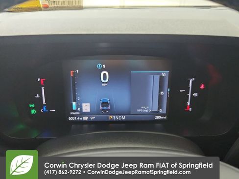 Used 2025 Ford Maverick Lobo AWD/4WD image 23