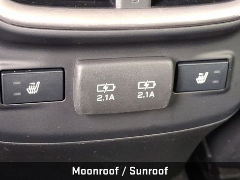 Used 2022 Subaru Outback Limited image 13