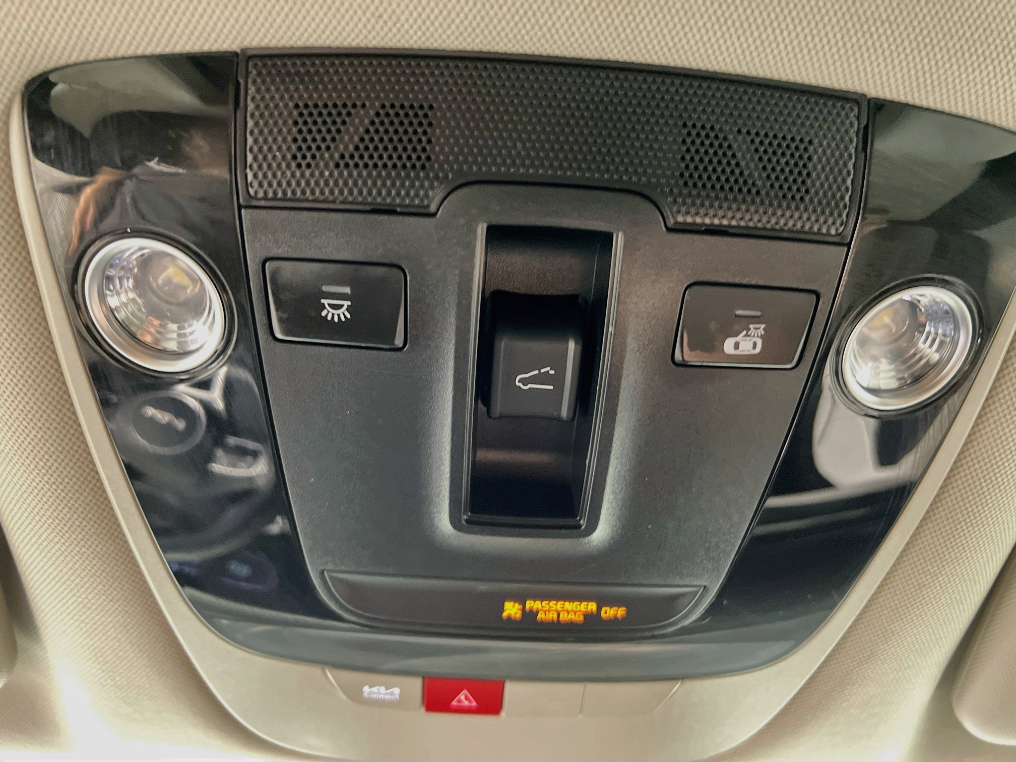 Used 2025 Kia Sportage EX w/ Premium Package FWD image 21