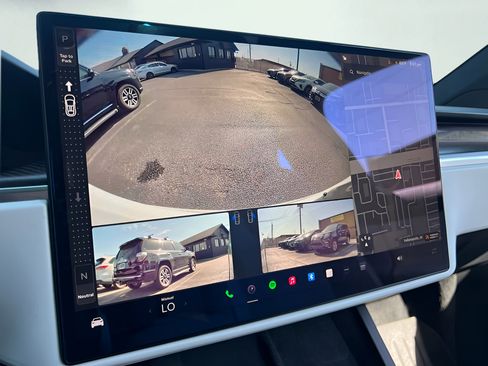 Used 2022 Tesla Model X Plaid AWD/4WD image 48