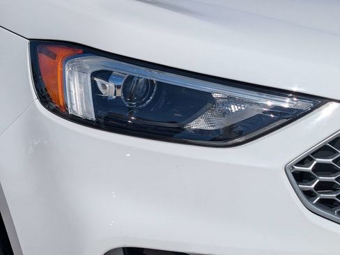 Used 2023 Ford Edge SEL AWD/4WD image 9