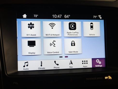 Used 2018 Ford Explorer XLT w/ Equipment Group 202A image 32