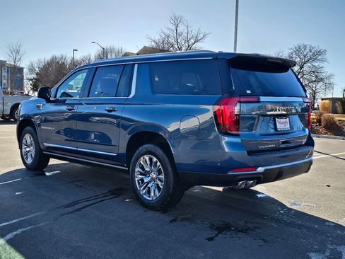 New 2026 GMC Yukon XL Denali w/ Sun & Power Step Package image 6