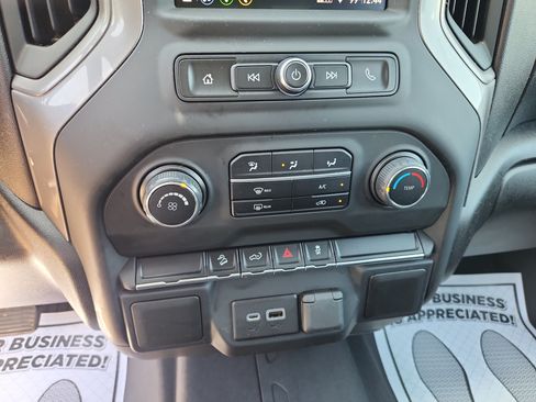 Used 2021 Chevrolet Silverado 1500 Custom Trail Boss AWD/4WD image 29