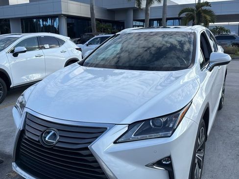 Used 2017 Lexus RX 350 FWD image 2