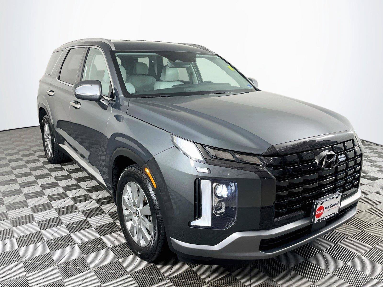 Used 2023 Hyundai Palisade SEL AWD/4WD image 1
