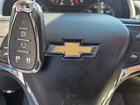 Used 2024 Chevrolet Malibu LT FWD image 31