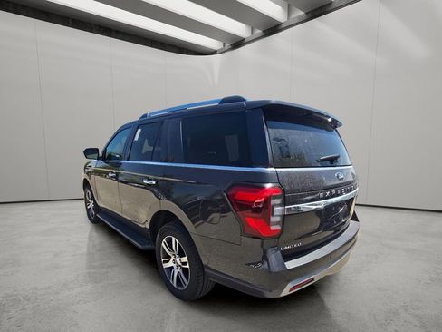 Used 2024 Ford Expedition Limited AWD/4WD image 6