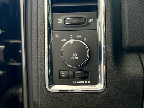 Used 2016 RAM 2500 Laramie w/ Sport Appearance Group AWD/4WD image 15