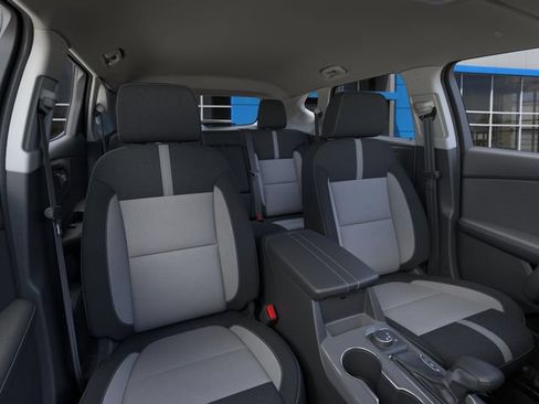 New 2026 Chevrolet Blazer LT w/ Convenience Package FWD image 16
