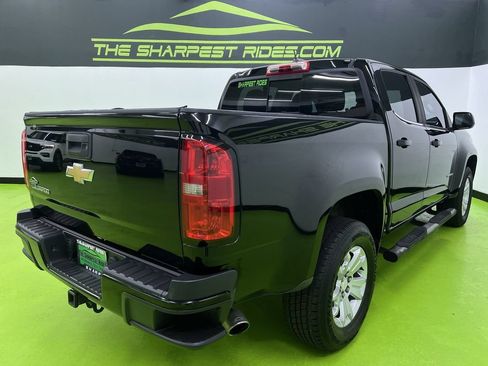 Used 2017 Chevrolet Colorado LT w/ LT Convenience Package RWD image 10