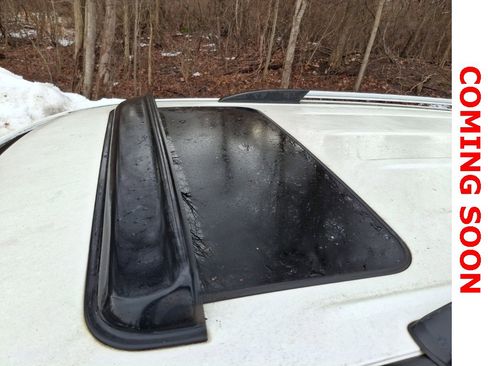 Used 2012 Toyota Highlander Limited image 9