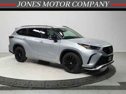 Used 2025 Toyota Highlander XSE