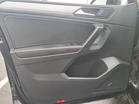 Used 2023 Volkswagen Tiguan S FWD image 13