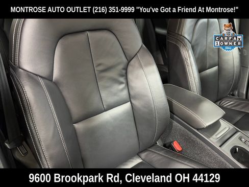 Used 2023 Volvo XC40 B5 Core image 49