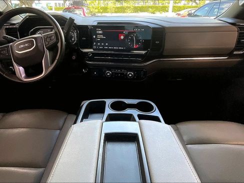 Used 2025 GMC Sierra 1500 SLT RWD image 6