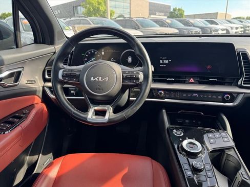 Certified 2023 Kia Sportage SX Prestige AWD/4WD image 13