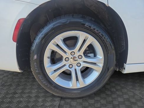 Used 2023 Dodge Charger SXT RWD image 34