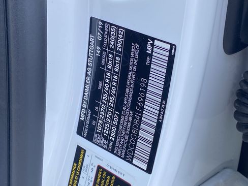 Used 2020 Mercedes-Benz GLC 300 image 36