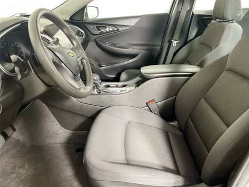 Used 2024 Chevrolet Malibu LT FWD image 5