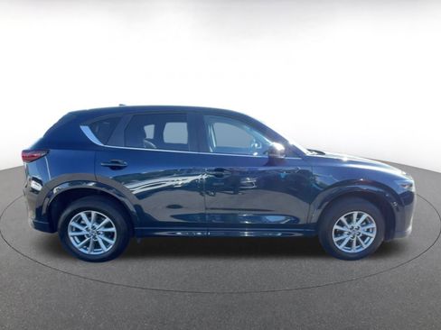 Used 2025 MAZDA CX-5 AWD 2.5 S w/ Select Package image 16