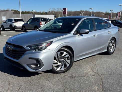 Used 2023 Subaru Legacy Limited image 2