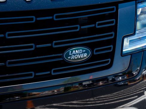 Used 2024 Land Rover Range Rover Autobiography AWD/4WD image 8