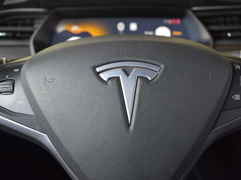 Used 2020 Tesla Model S Performance AWD/4WD image 9