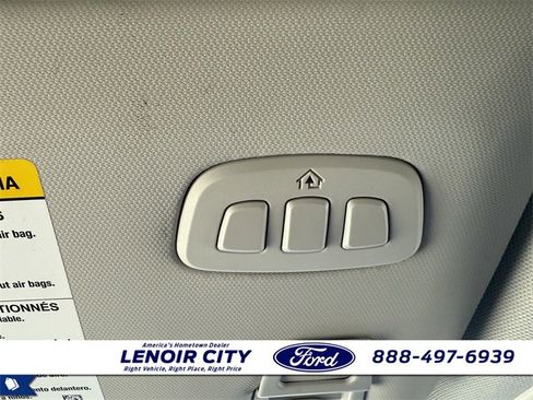 Used 2025 Ford Mustang Mach-E Premium image 28