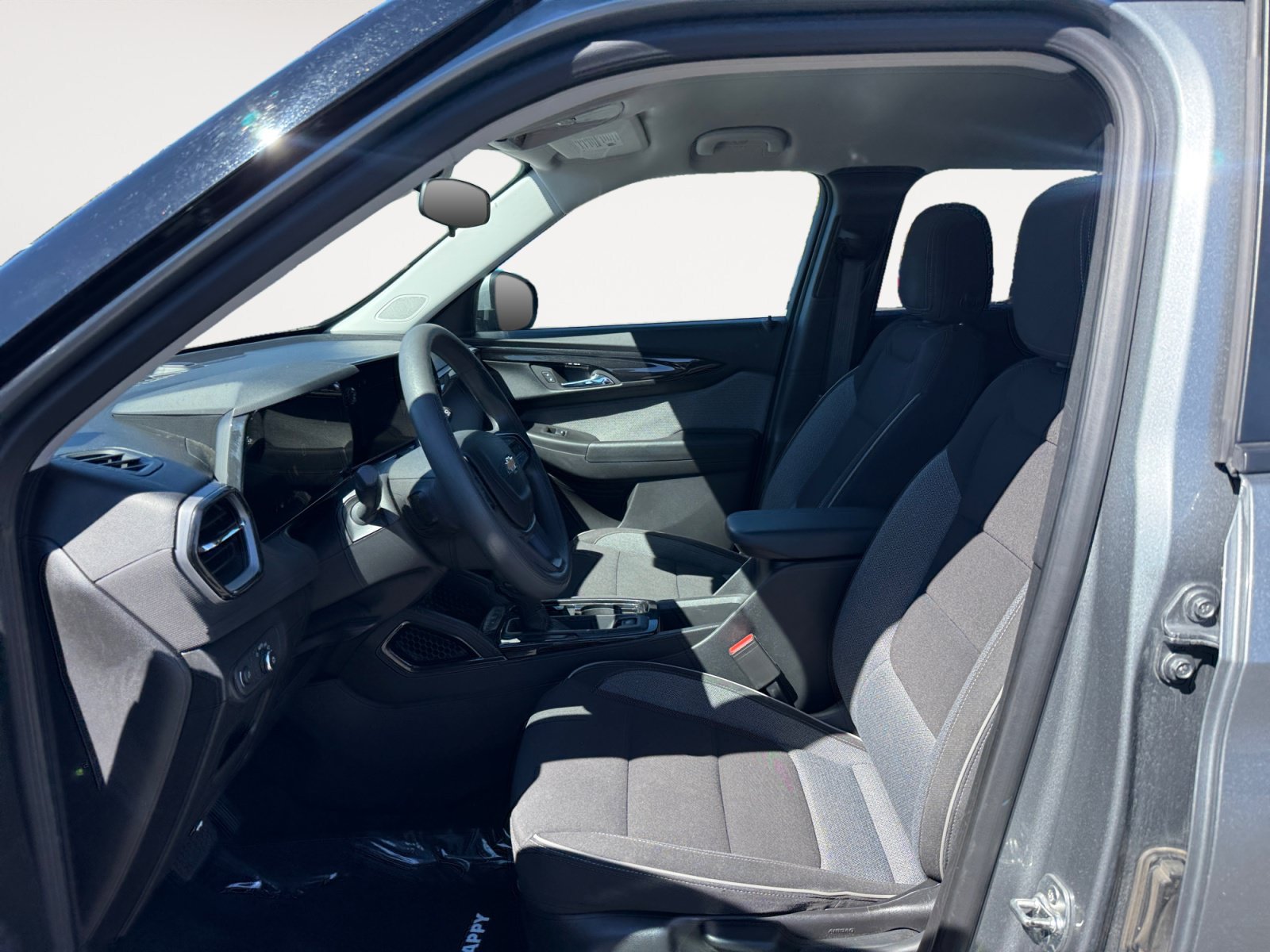 Used 2025 Chevrolet TrailBlazer LT AWD/4WD image 10